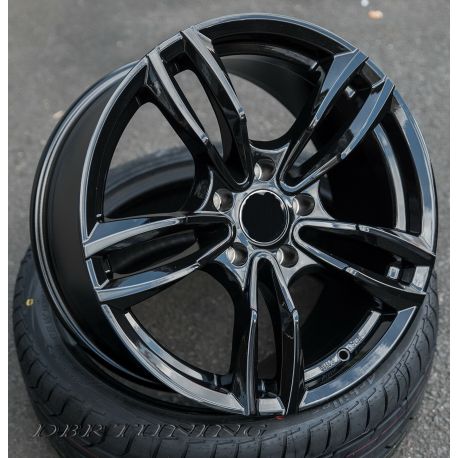 Llanta WHEELWORLD WH29 Negro Brillante 18
